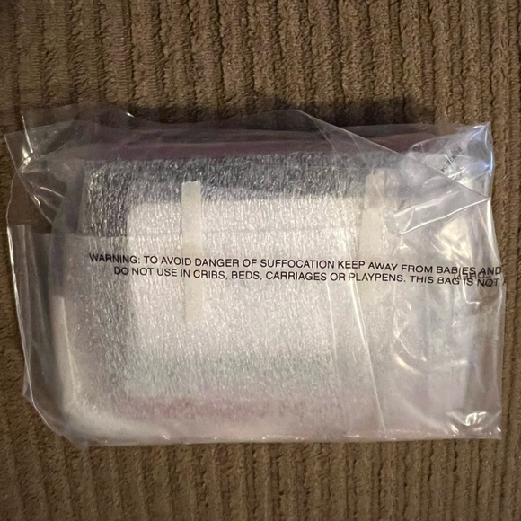 Coach Zip Card Case In Signature Canvas nwt in packaging - Picture 4 of 4